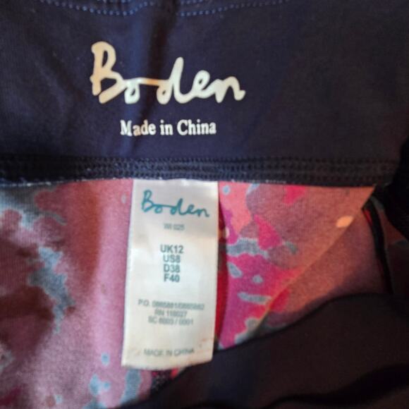 Boden Crossover Waist Leggings sz 8 Patterned Cropped Activewear - Picture 2 of 9